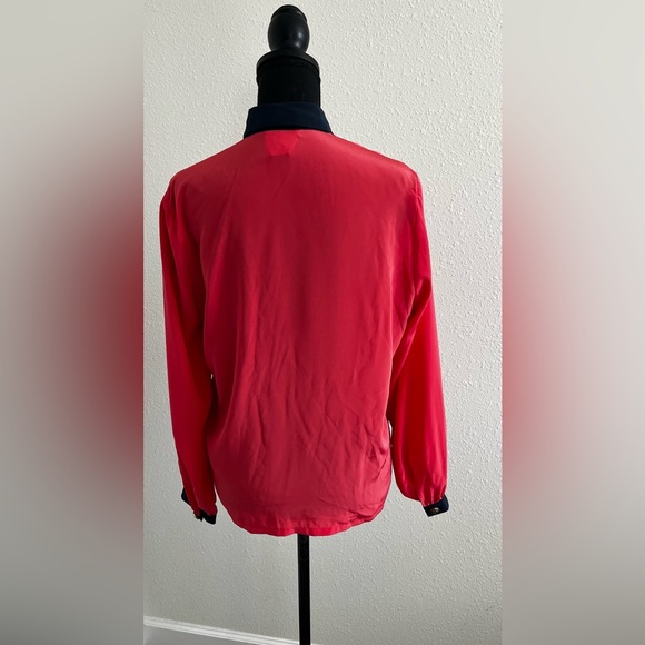 Vintage NWOT Therese Baumaire Paris buttoned blouse top pit to pit 20.5” - Picture 6 of 13